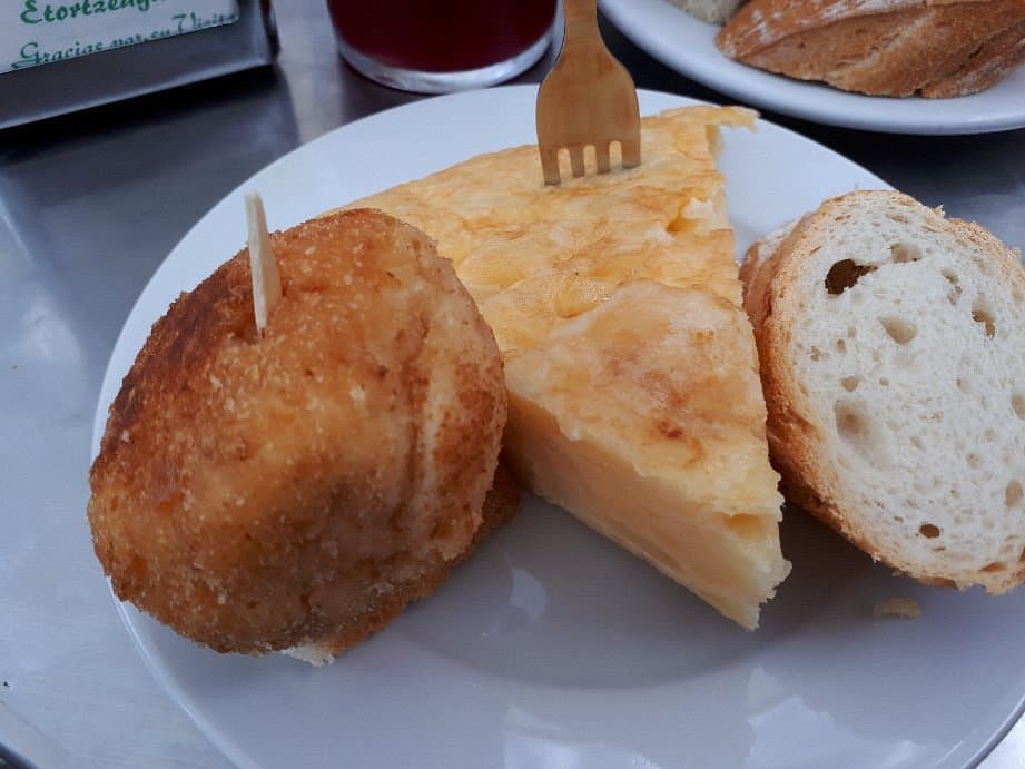 PINTXOS Y TAPAS